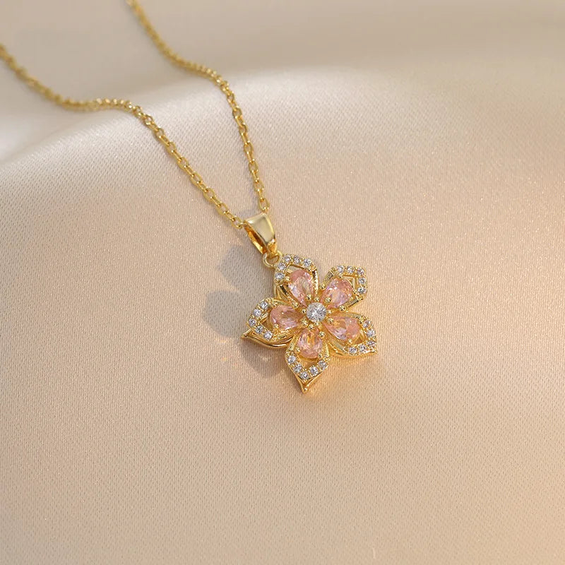 FloraSpin Necklace